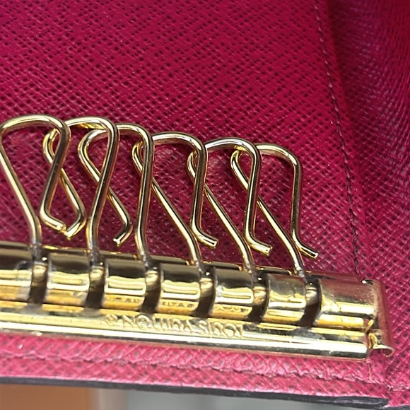 Louis Vuitton LOUIS VUITTON key  case Holder - Picture 2 of 12